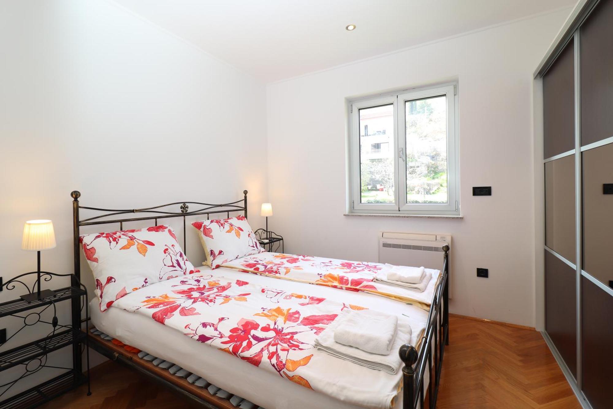 White Wings Apartamento Lovran Exterior foto